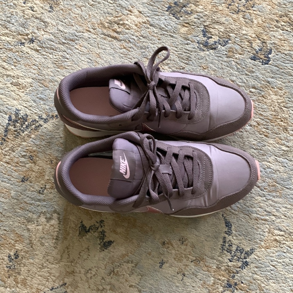 Nike MD Valiant 'Light Violet Ore'